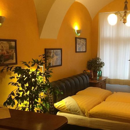 Centrum Tiffany Pension Domažlice Екстериор снимка